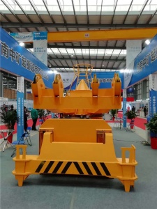 起重機器 集裝箱扭轉液壓伸縮吊具