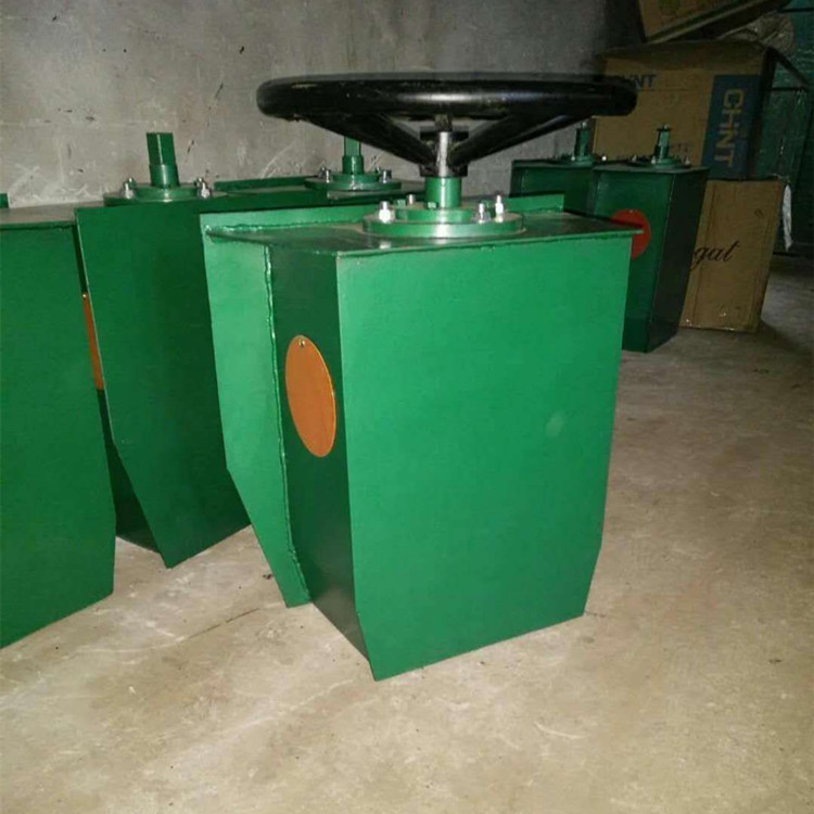 標的目的盤式夾軌器